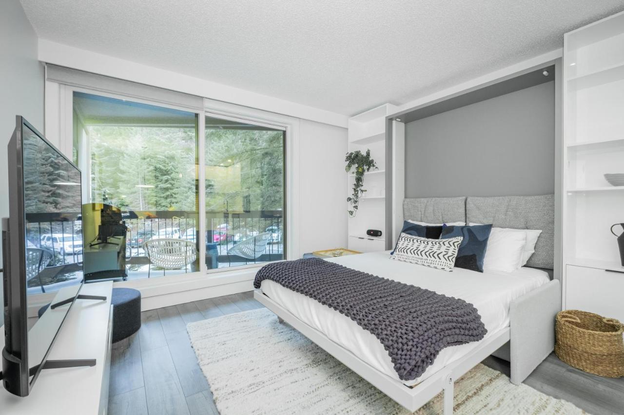 Highland Annex Studio By Outpost Whistler Apartman Kültér fotó